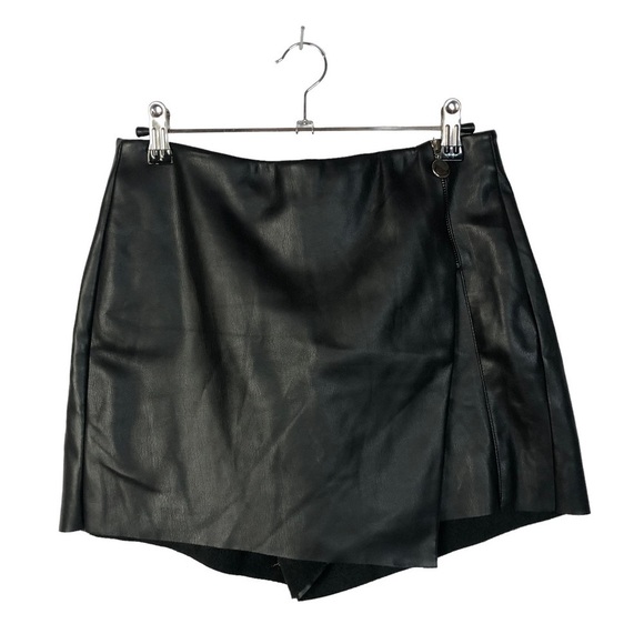 Zara Black Vegan Faux Leather Wrap Front Skort S - Picture 2 of 4